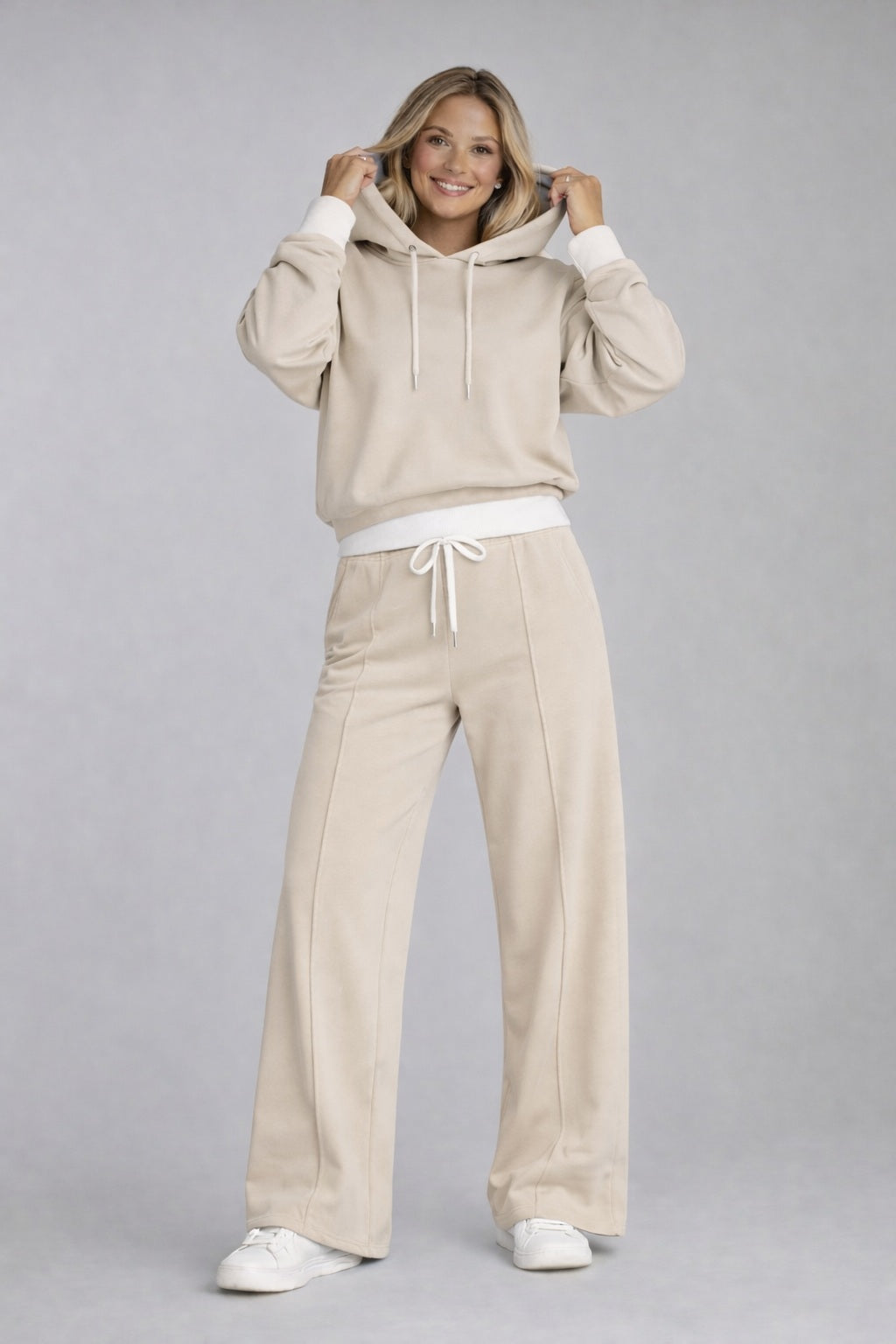 Lounge Set – Oversized Hoodie & Wide-Leg Broek