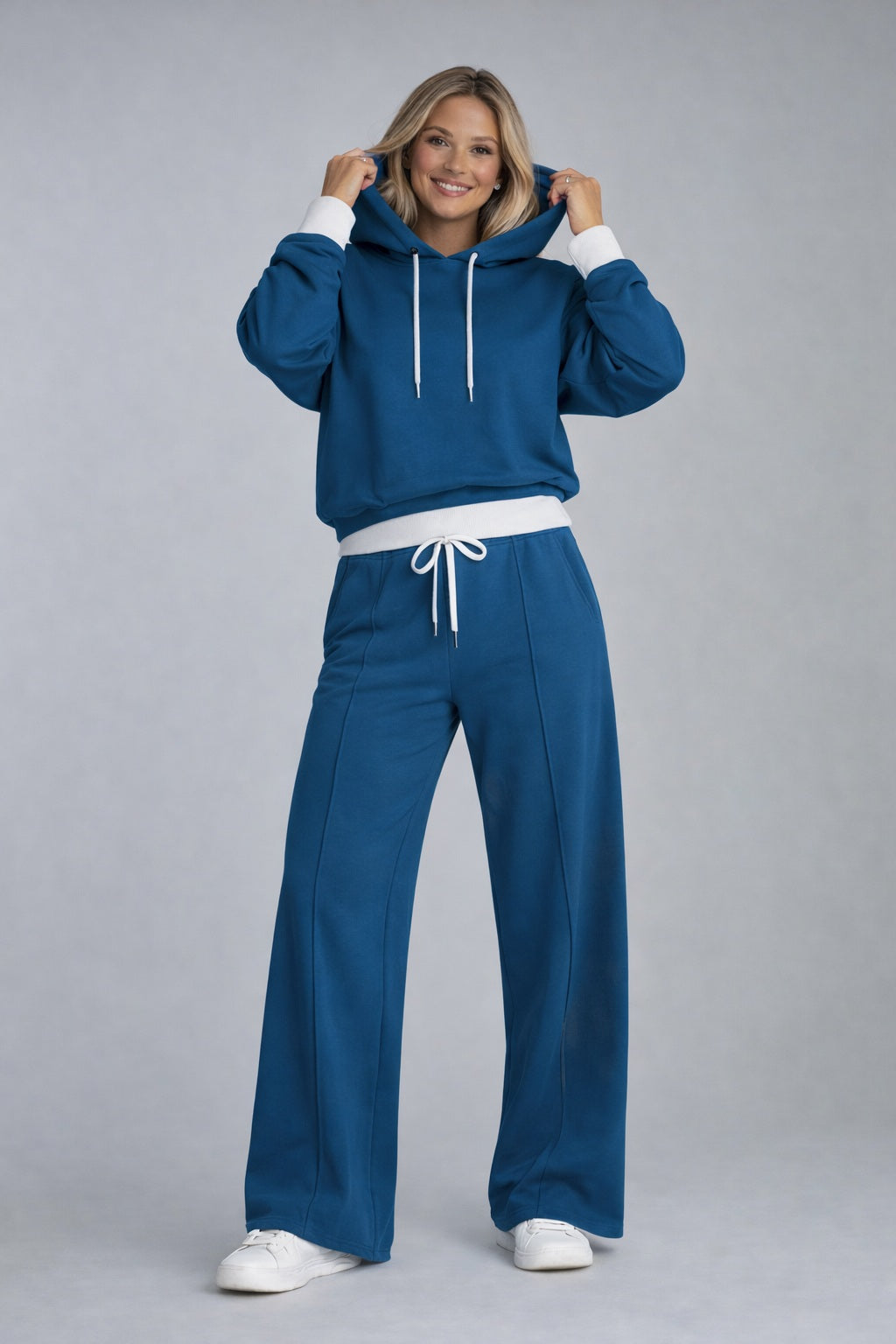 Lounge Set – Oversized Hoodie & Wide-Leg Broek