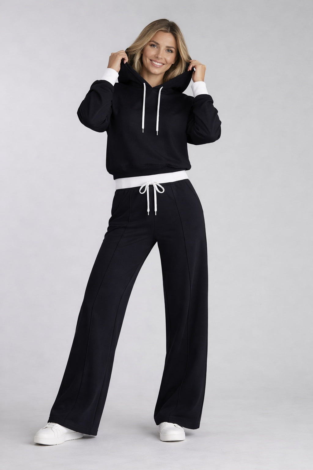 Lounge Set – Oversized Hoodie & Wide-Leg Broek